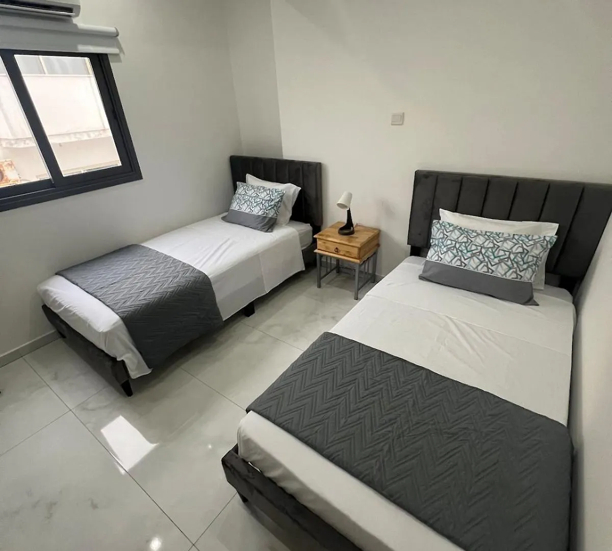 Sia-Serenity Finikoudes Apartment Larnaka